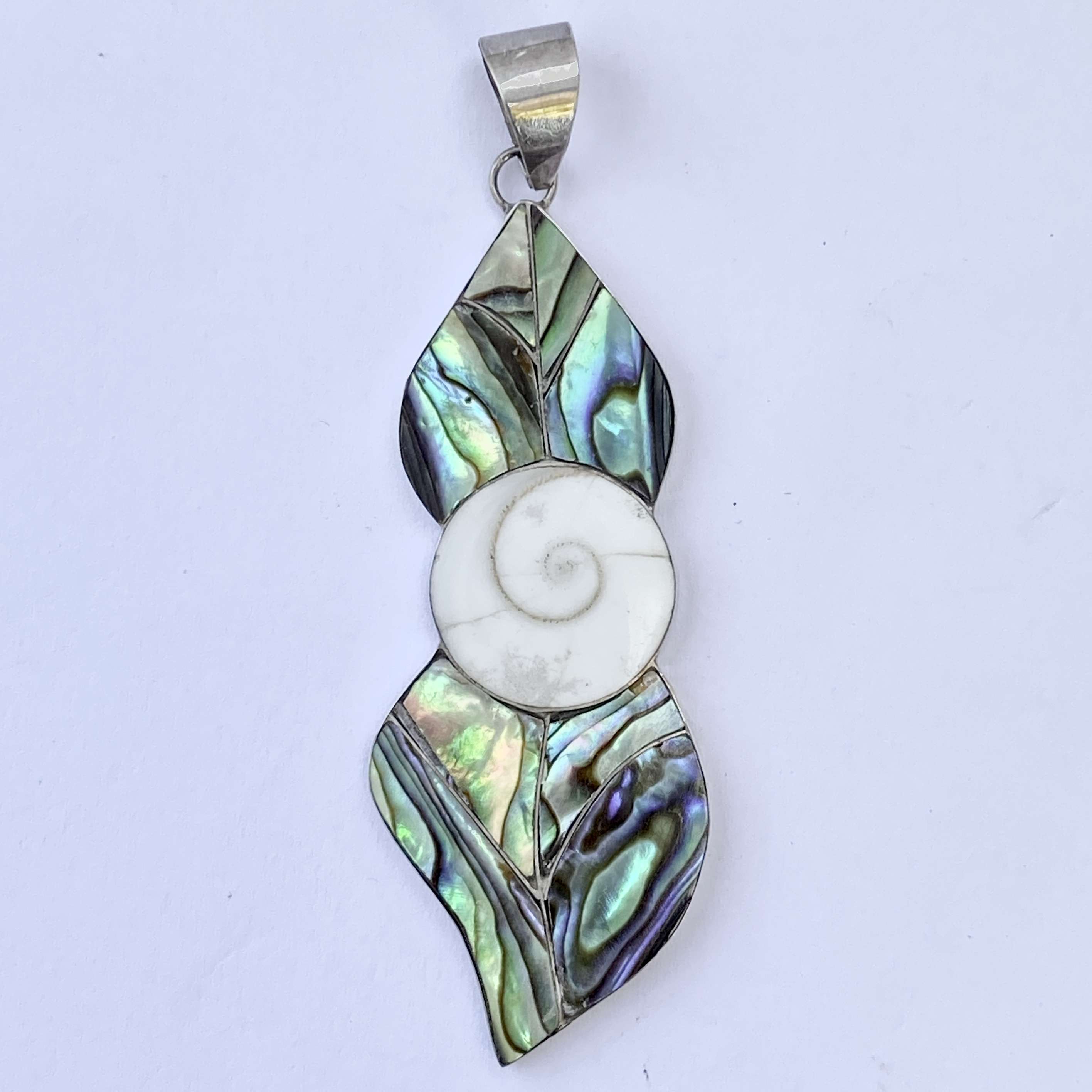 (HANDMADE 925 BALI SILVER PENDANT WITH ABALONE SHELL)